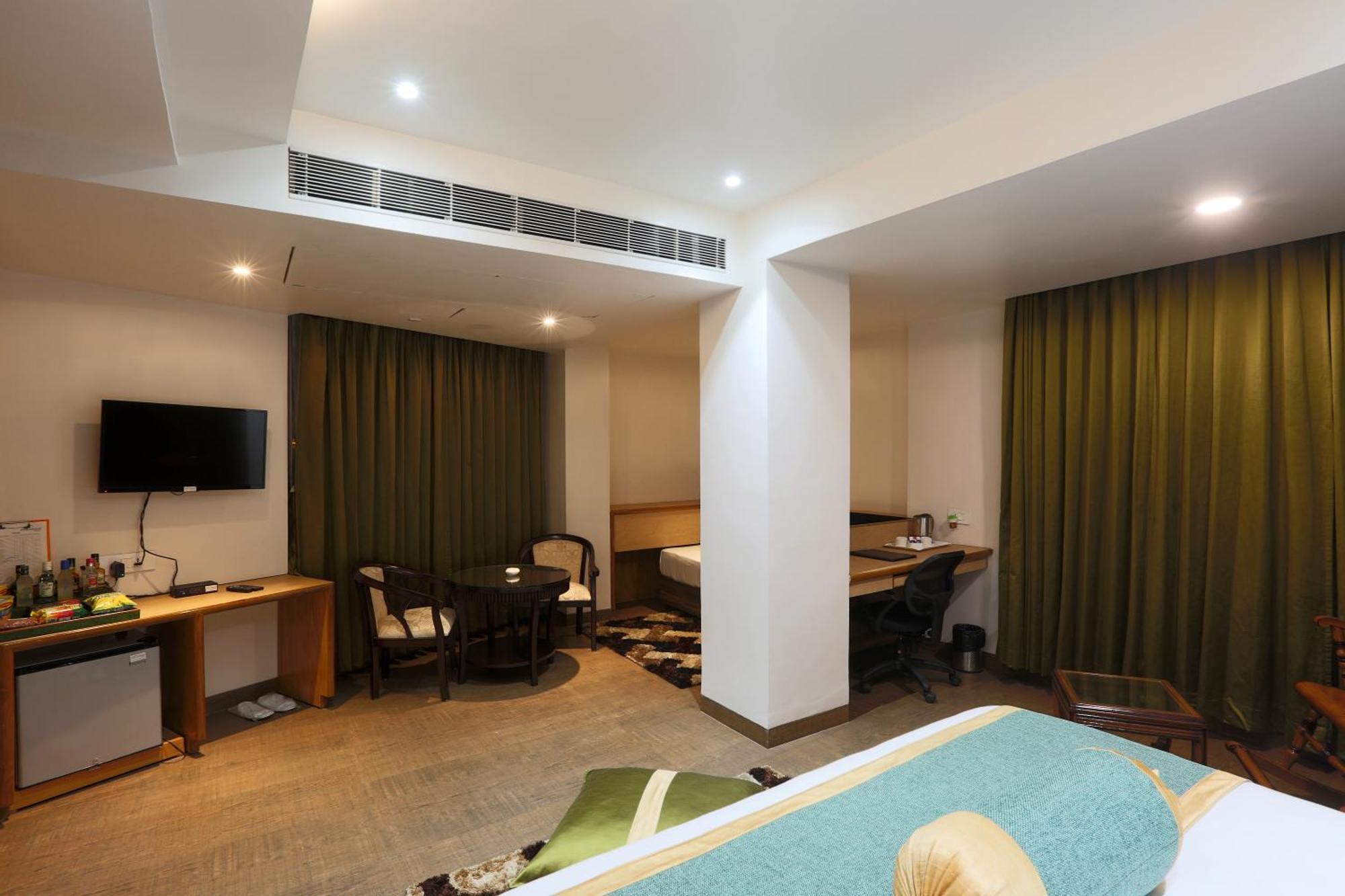 Hotel Prithvi Palace Igi Airport Delhi New Delhi Ngoại thất bức ảnh